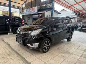 Jual bekas Sigra R MT Manual 2016 Hitam 1.3 KM 111rb,lokasi di Tangerang Selatan Kota