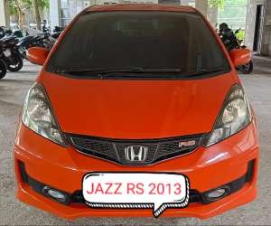 Jual bekas Special Jazz RS 2013 Untuk Pemakai,lokasi di Bandung Kota