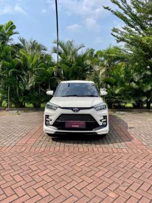 Jual bekas SUPER LOW KM PAJAK PANJANG Toyota Raize 2021 Bensin,lokasi di  