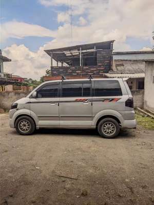 Suzuki APV 2013 Bensin lokasi di  , tersedia melalui melalui situs Olx