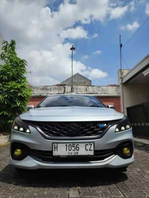 Jual bekas Suzuki Baleno Hatchback 2022 Facelift Manual Silver,lokasi di Sleman Kab.