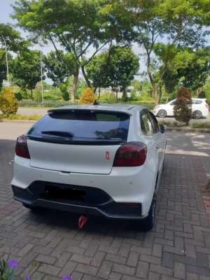 Jual bekas Suzuki Baleno Hatchback AT 2019 Putih,lokasi di  
