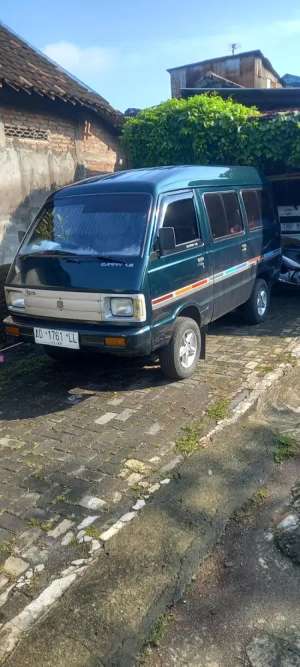 Suzuki Carry 1996 Bensin lokasi di  , tersedia melalui melalui situs Olx