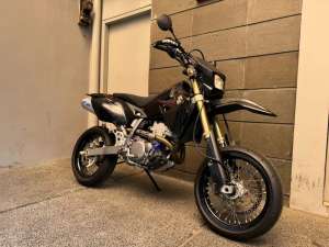 Jual bekas Suzuki DRZ 400 SMDR 400,lokasi di  