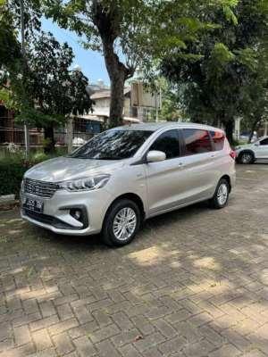 Jual bekas Suzuki Ertiga Gl 1.5 AT 2021,lokasi di Jakarta Timur