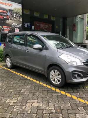 Jual bekas Suzuki Ertiga GX 20018 Model Lama,lokasi di Tangerang Selatan Kota