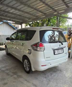 Suzuki Ertiga GX 2014 KM 50 ribu lokasi di  , tersedia melalui melalui situs Olx