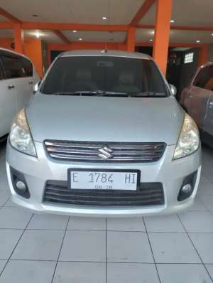 Suzuki Ertiga GX tahun 2014 lokasi di  , tersedia melalui melalui situs Olx