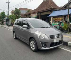 Suzuki Ertiga tahun 2012 lokasi di  , tersedia melalui melalui situs Olx