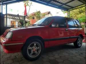 Suzuki Forsa 1988 Bensin lokasi di  , tersedia melalui melalui situs Olx