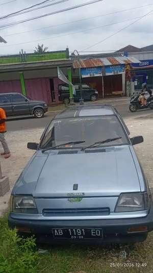Suzuki Forza 1987 lokasi di  , tersedia melalui melalui situs Olx