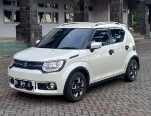 Jual bekas suzuki ignis gx at 2017,lokasi di  