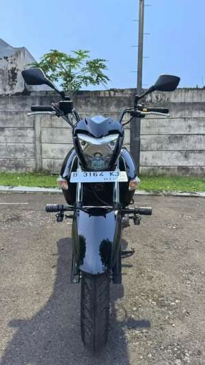 Suzuki Inazuma 2013 lokasi di  , tersedia melalui melalui situs Olx