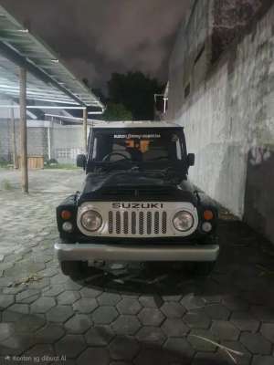 Suzuki Jimny 1981 Bensin lokasi di  , tersedia melalui melalui situs Olx