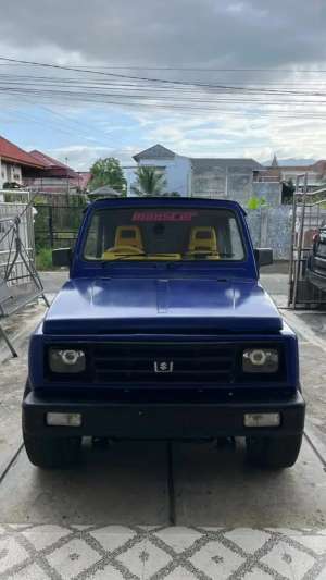 SUZUKI JIMNY 1990 lokasi di  , tersedia melalui melalui situs Olx