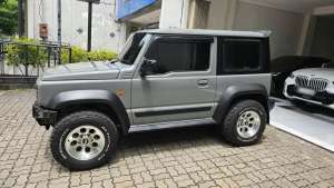 Jual bekas Suzuki Jimny 2021 Pembelian 2022 Antik Istimewa Full Variasi,lokasi di Surabaya Kota