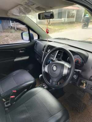 Suzuki Karimun Type GS lokasi di  , tersedia melalui melalui situs Olx