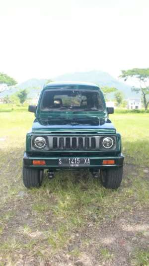 Suzuki Katana 1.0 gx 1995 4x2 lokasi di  , tersedia melalui melalui situs Olx