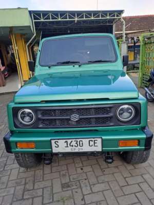 Suzuki katana gx 1999 lokasi di  , tersedia melalui melalui situs Olx