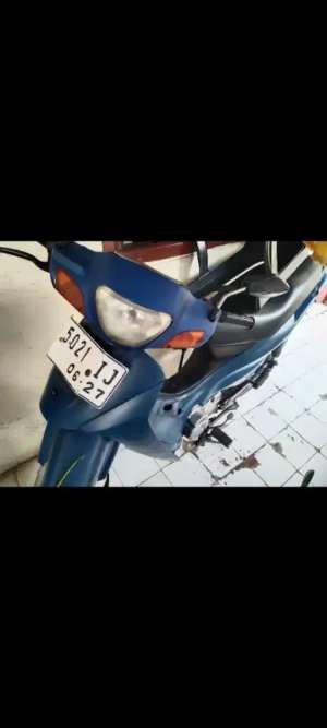 Suzuki Shogun 2002 . lokasi di  , tersedia melalui melalui situs Olx