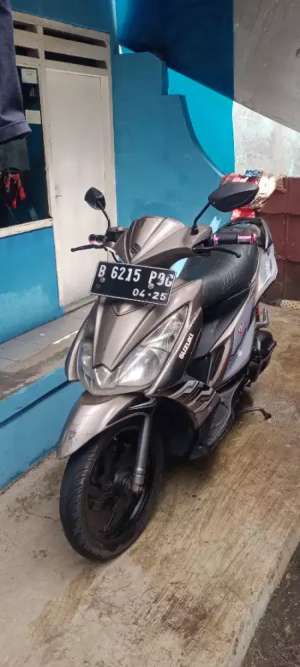 Suzuki skydrive lokasi di  , tersedia melalui melalui situs Olx