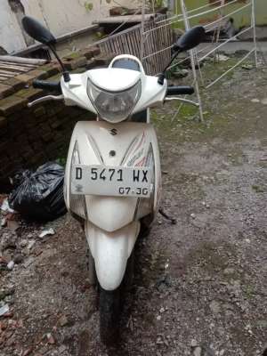 Suzuki Spin SR 125 lokasi di  , tersedia melalui melalui situs Olx