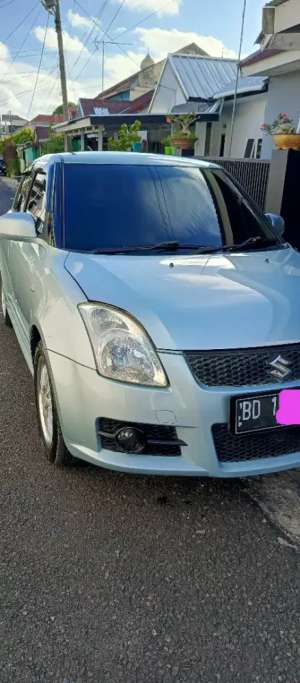 Suzuki Swift type GT Tahun 2007 Akhir lokasi di  , tersedia melalui melalui situs Olx