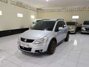 Suzuki SX4 2008 Bensin lokasi di  , tersedia melalui melalui situs Olx