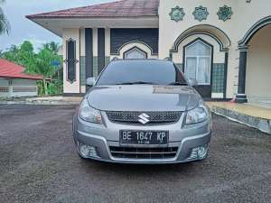 Jual bekas Suzuki SX4 X-Over 2011,lokasi di  