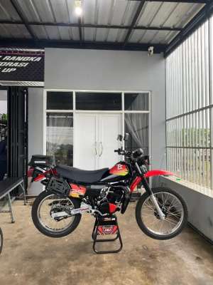 suzuki ts 125thn 2001 lokasi di  , tersedia melalui melalui situs Olx