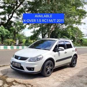 Suzuki X-Over 1.5 RC1 MT 2011 lokasi di  , tersedia melalui melalui situs Olx