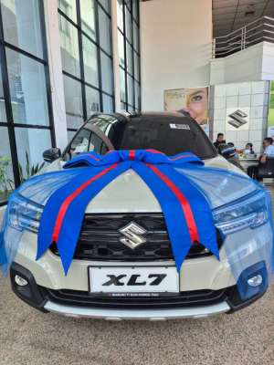 Jual bekas SUZUKI XL7 1.5 Alpha Hybrid-AT,lokasi di Surabaya Kota