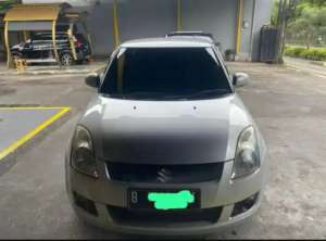 Jual bekas Swift 2010 matic,lokasi di Jakarta Timur