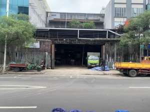 Tanah dan Bangunan Roxy Jakarta Pusat Luas 594m lokasi di Jakarta Barat, tersedia melalui melalui situs Olx