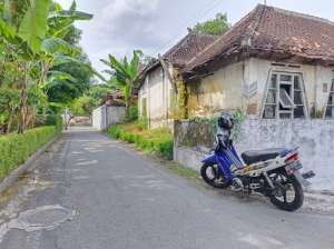 Tanah Karang Asem 393Mt, Ld 18Mt, Slamet Riyadi, Laweyan, Solo lokasi di Surakarta Kota, tersedia melalui melalui situs Olx