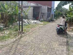 tanah kosong lokasi di Tangerang Selatan Kota, tersedia melalui melalui situs Olx