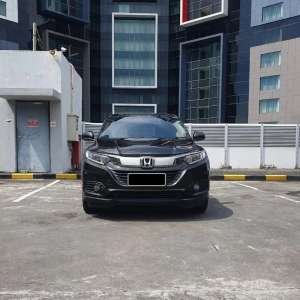 TDP 9 jt Honda HRV 1.5 E CVT At 2019 Pajak Panjang lokasi di  , tersedia melalui melalui situs Olx