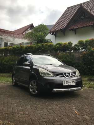 Jual bekas Termurah Bisa CashCredit Syariah Livina Xgear 2014 Manual 2 Baris,lokasi di Depok Kota