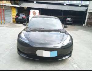 TESLA MODEL 3 TAHUN 2021 lokasi di  , tersedia melalui melalui situs Olx