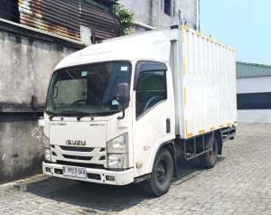 Jual bekas TITIP JUAL MURAH BU CDE Isuzu elf engkel NLR 55 TX Box besi 2017 bok,lokasi di Jakarta DKI
