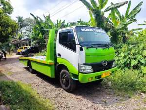 Jual bekas Towing basic hino,lokasi di Tangerang Kab.