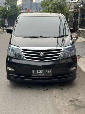 Toyota alphard 2004 lokasi di  , tersedia melalui melalui situs Olx