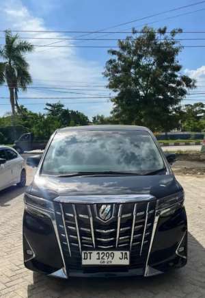 Toyota Alphard X AT Tahun 2018 lokasi di  , tersedia melalui melalui situs Olx