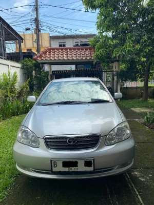 Toyota Altis 2004 lokasi di  , tersedia melalui melalui situs Olx