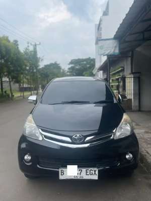 Toyota Avanza 2012 Bensin lokasi di  , tersedia melalui melalui situs Olx
