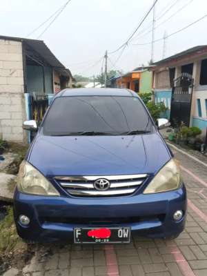 Jual bekas Toyota Avanza G 2004,lokasi di  