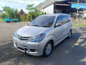 Toyota Avanza G 2011 MT lokasi di  , tersedia melalui melalui situs Olx
