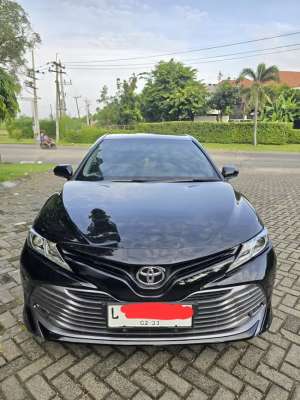 Toyota Camry 2021 KM 25rb Plat L G V Non Hybrid lokasi di  , tersedia melalui melalui situs Olx