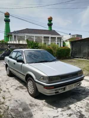 Jual bekas Toyota Corolla 1.6 SELimited,lokasi di  