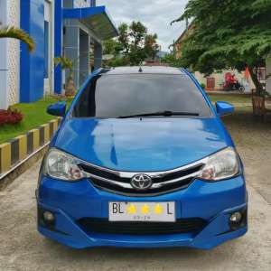 Toyota Etios Valco lokasi di  , tersedia melalui melalui situs Olx